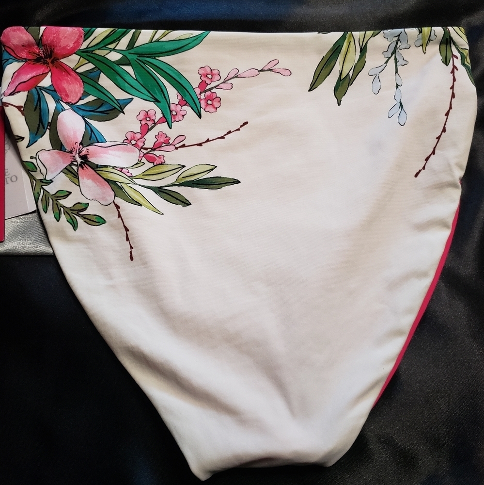 Vince Camuto NWT XS One Shouldered Ruffle Floral Bikini - Picture 8 of 9